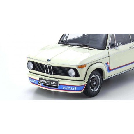 KYOSHO 1:18 BMW 2002 Turbo 1974 White